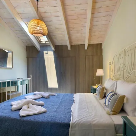 Aliki House Apartment