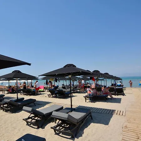 Апартаменты Aliki House