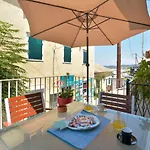 شقة Aliki House